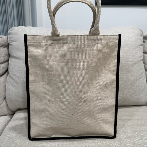 Dr. Brandt Canvas Tote Bag w/ 4 Skincare Samples - Picture 4 of 4